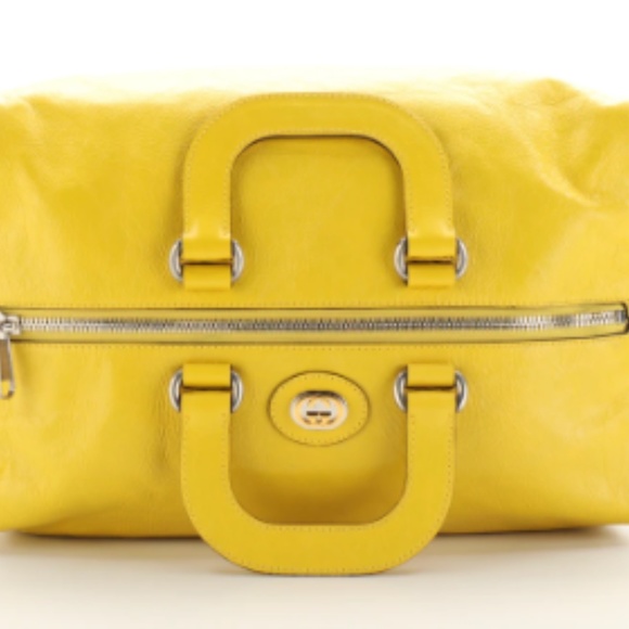 Gucci - Interlocking GG Small Convertible Duffle Bag in Crinkle Yellow Leather - Picture 14 of 16